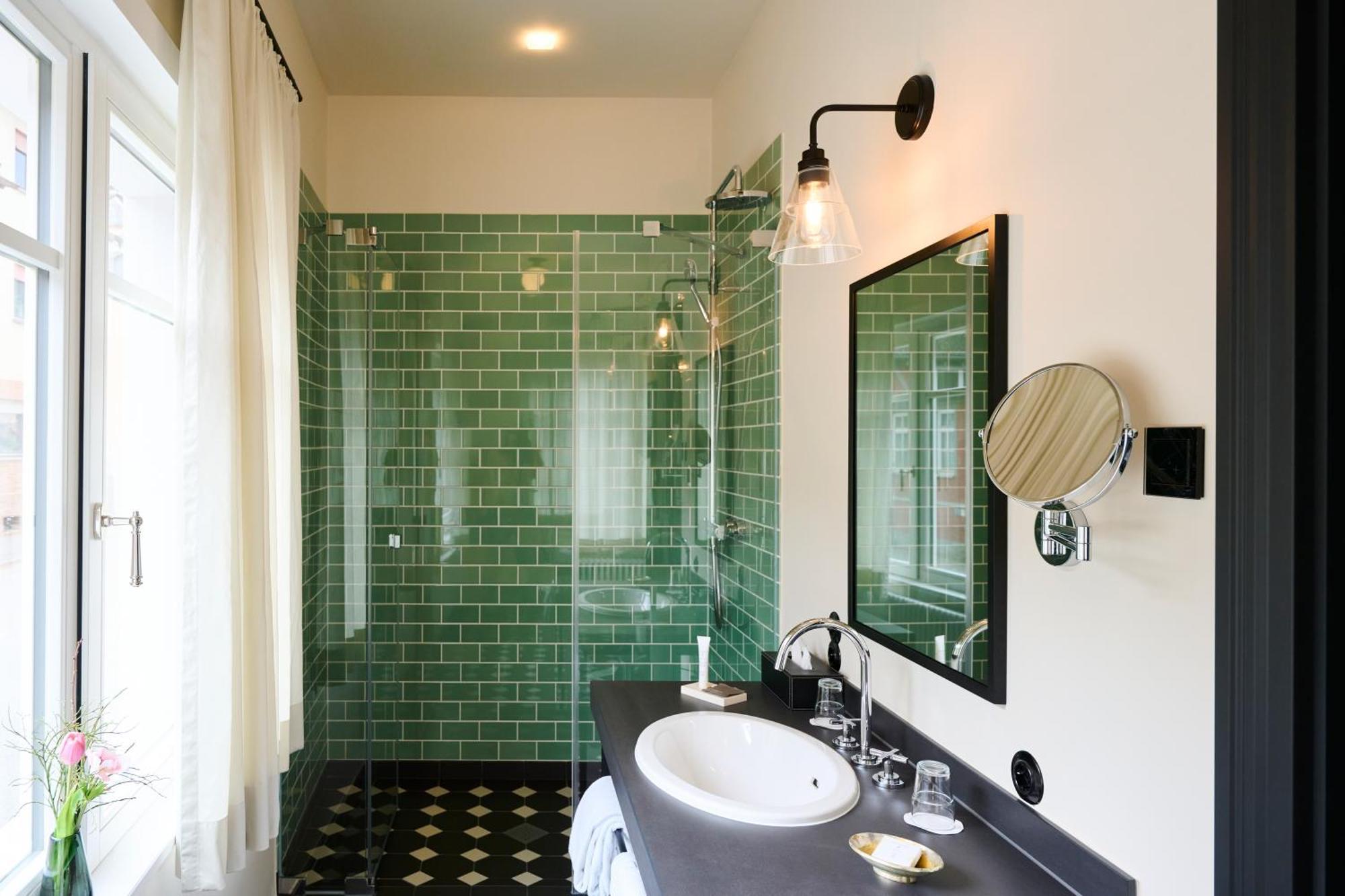 Winzerhof Ross & Rose Hotel Trechtingshausen ภายนอก รูปภาพ