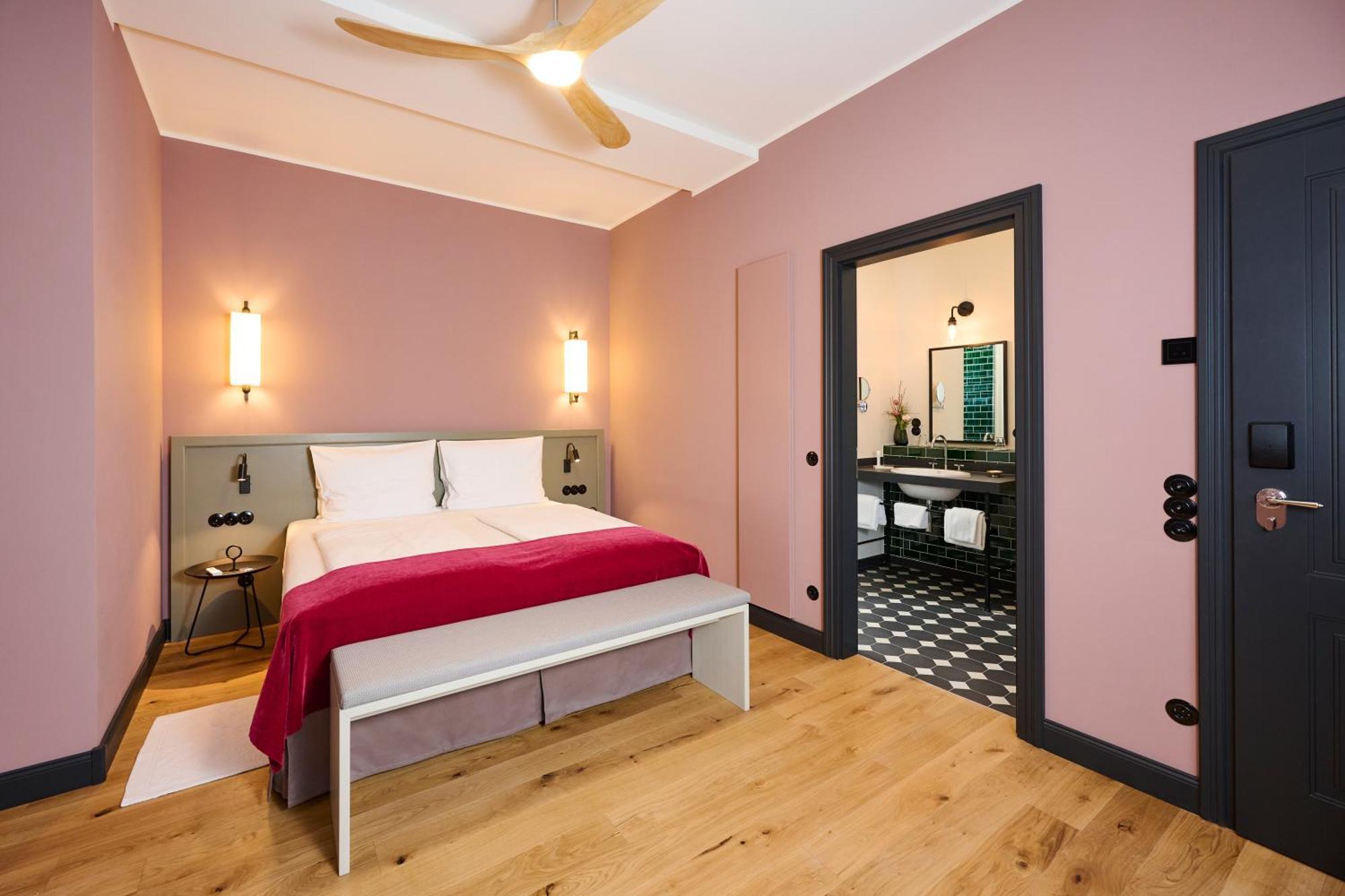 Winzerhof Ross & Rose Hotel Trechtingshausen ภายนอก รูปภาพ
