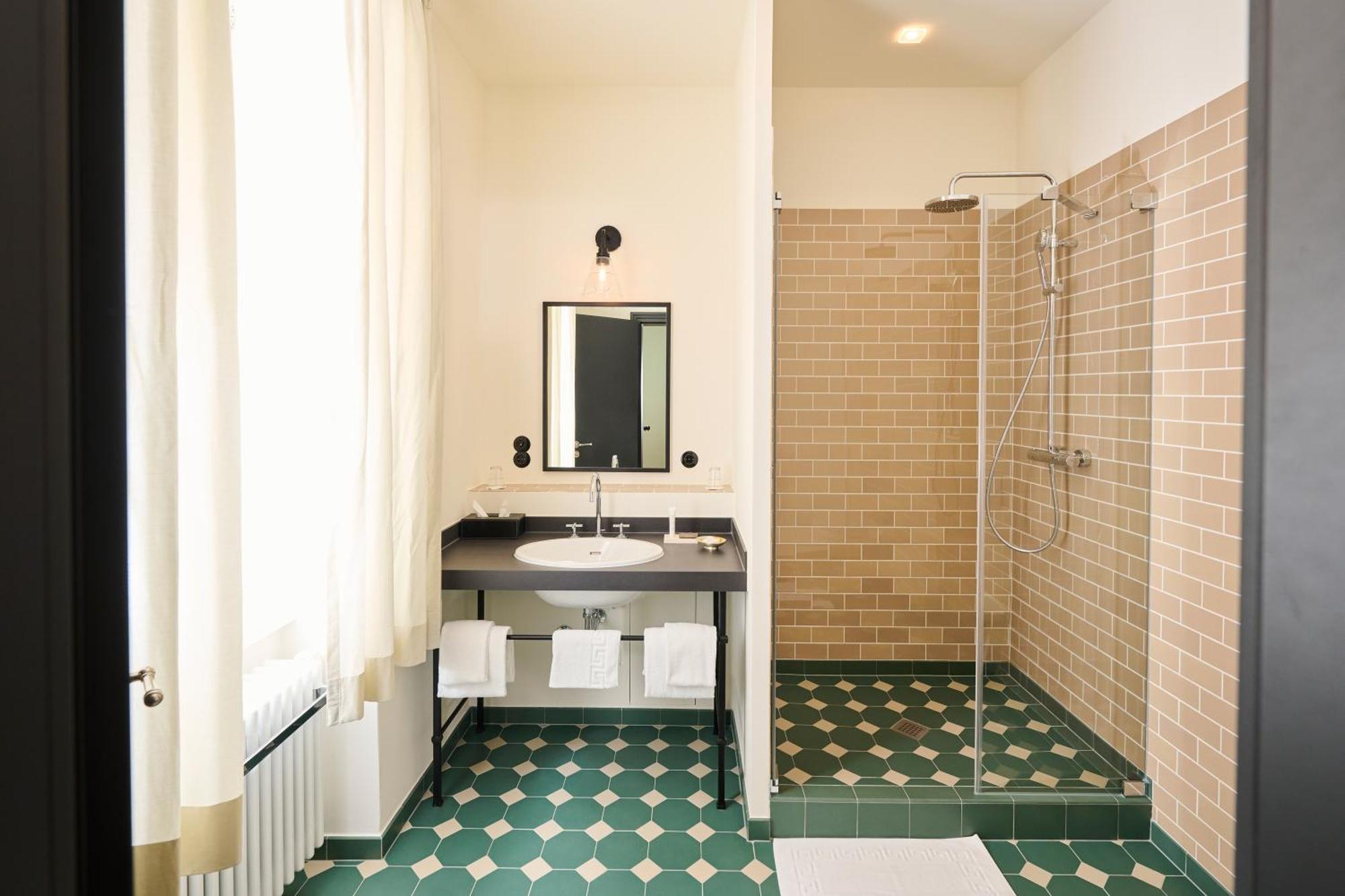 Winzerhof Ross & Rose Hotel Trechtingshausen ภายนอก รูปภาพ