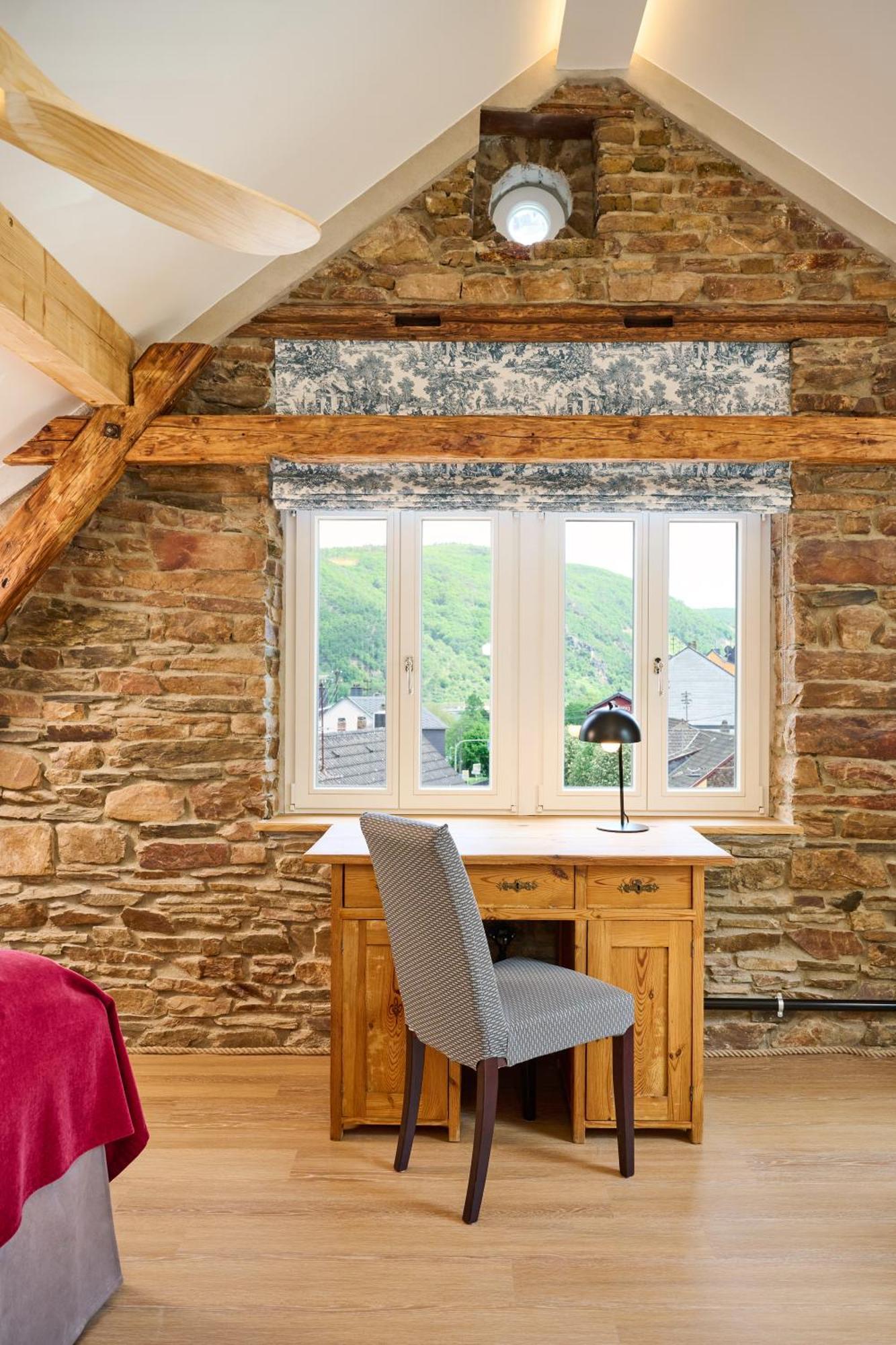 Winzerhof Ross & Rose Hotel Trechtingshausen ภายนอก รูปภาพ