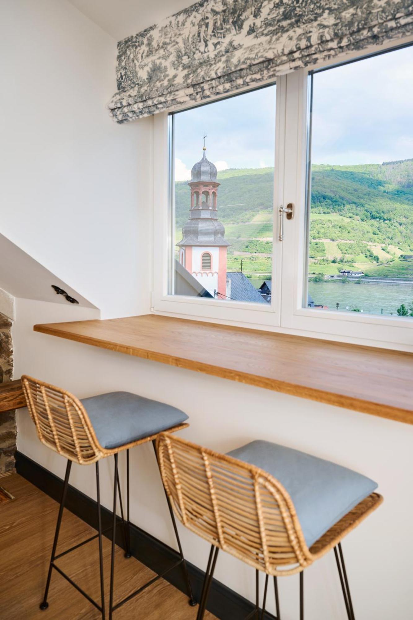 Winzerhof Ross & Rose Hotel Trechtingshausen ภายนอก รูปภาพ