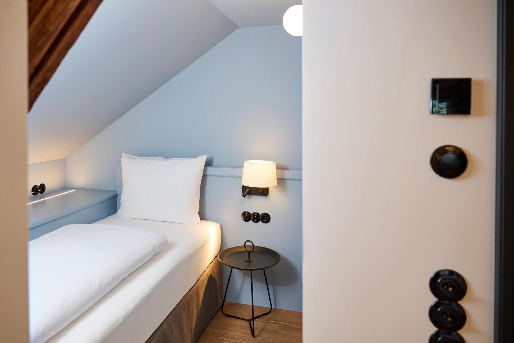 Winzerhof Ross & Rose Hotel Trechtingshausen ภายนอก รูปภาพ